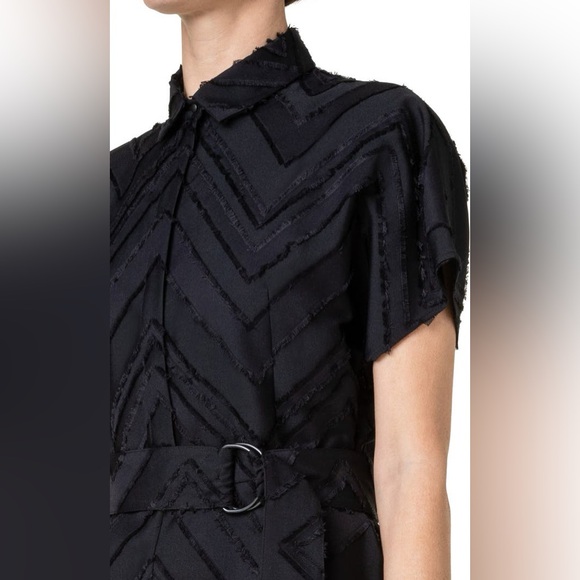 Akris punto Fil Coupé Jacquard A-Line Shirtdress
Akris punto
NWOT - Picture 4 of 9